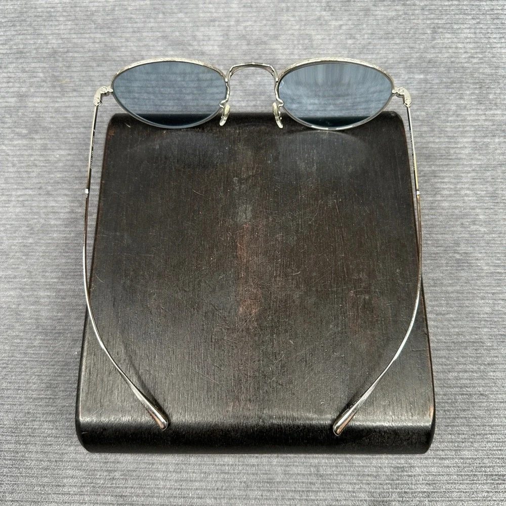Oliver Peoples oliver peoples